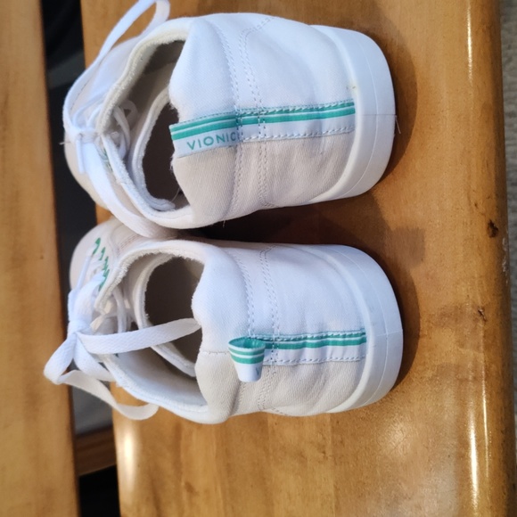 Vionic Beach Stinson white with multi color accents green eyelets size 10 - Picture 5 of 10